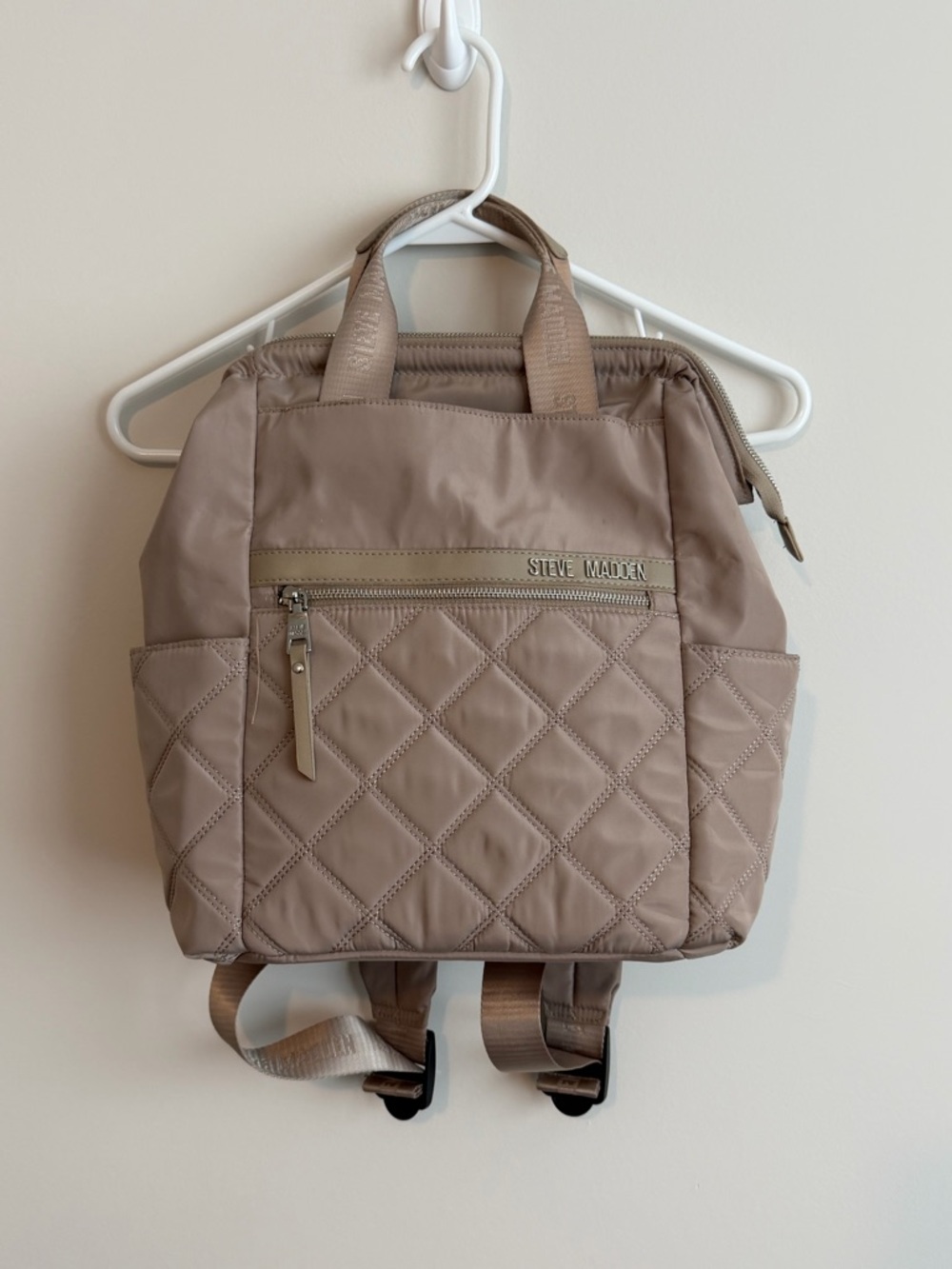 Steve Madden Bqueens Quilted Backpack Tan Nylon Multi Pocket Travel Bag